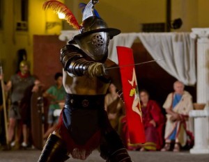 Epoca romana Gladiatore Trace (1)